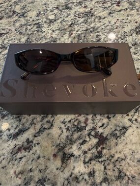 Shevoke SILON Slim Oval Sunglasses in Brown Tortoise